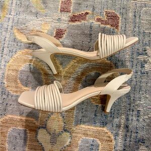 HALSTON Hong Kong Slingback Heel Sandals Cream Size 6